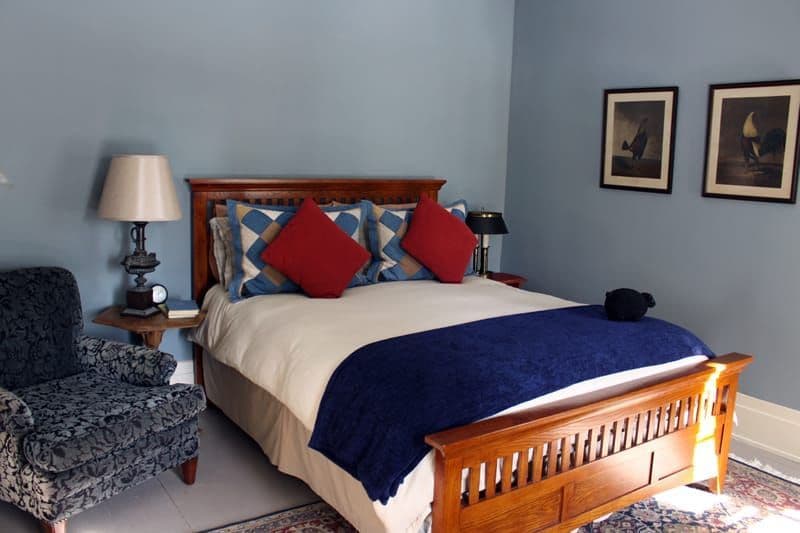 Curtiss Queen room